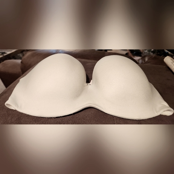 Body By Victoria White Strapless Bra NWOT - Picture 2 of 5